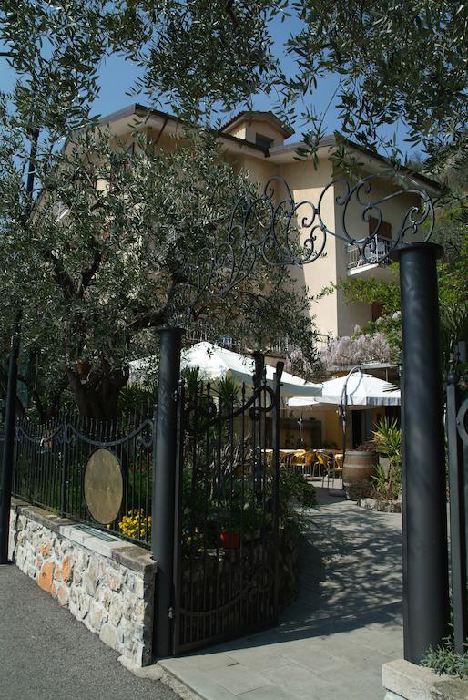 La Foresta Monteisola Monte Isola Exterior photo